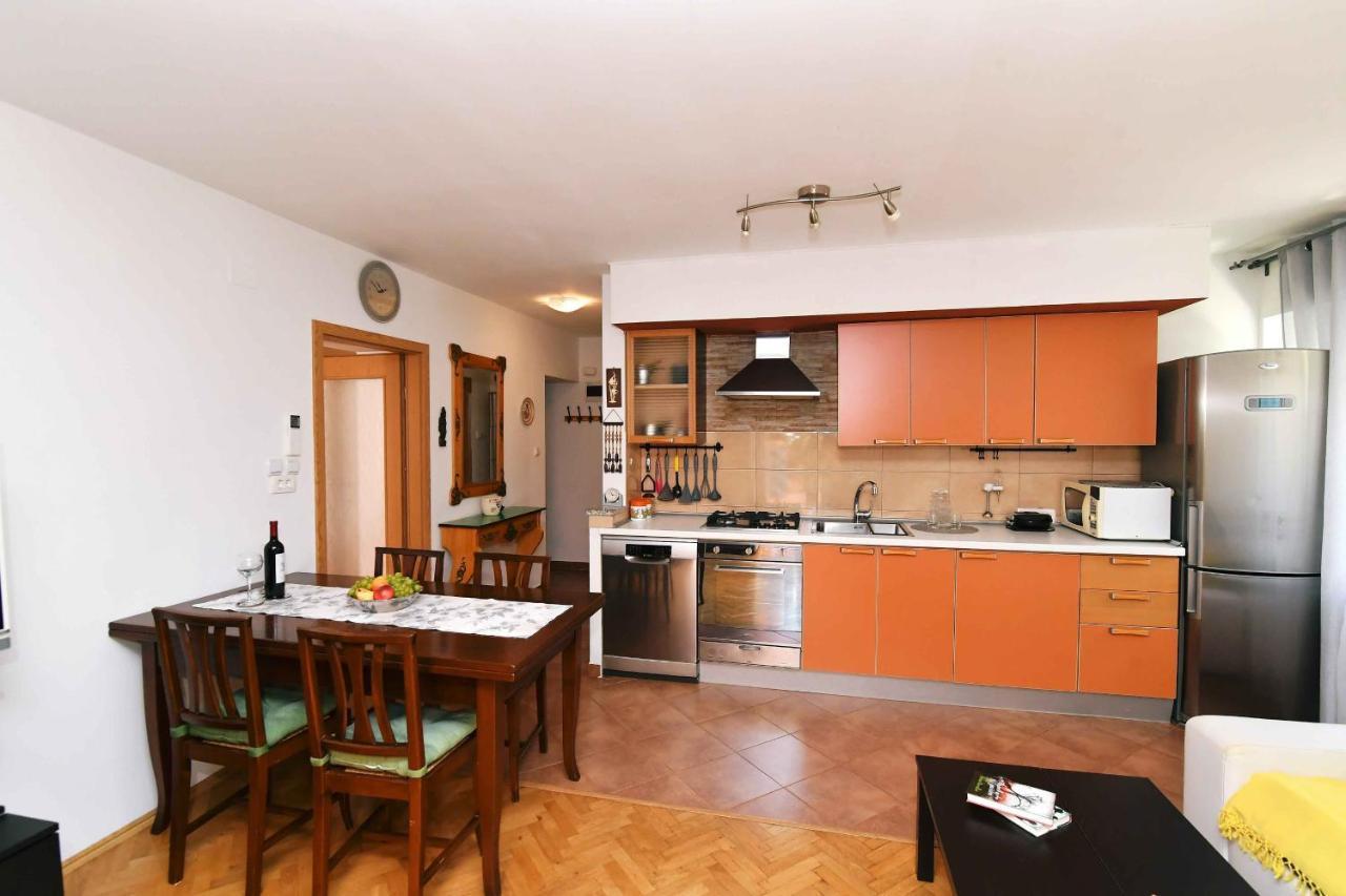 Apartment Leon Опатия Екстериор снимка